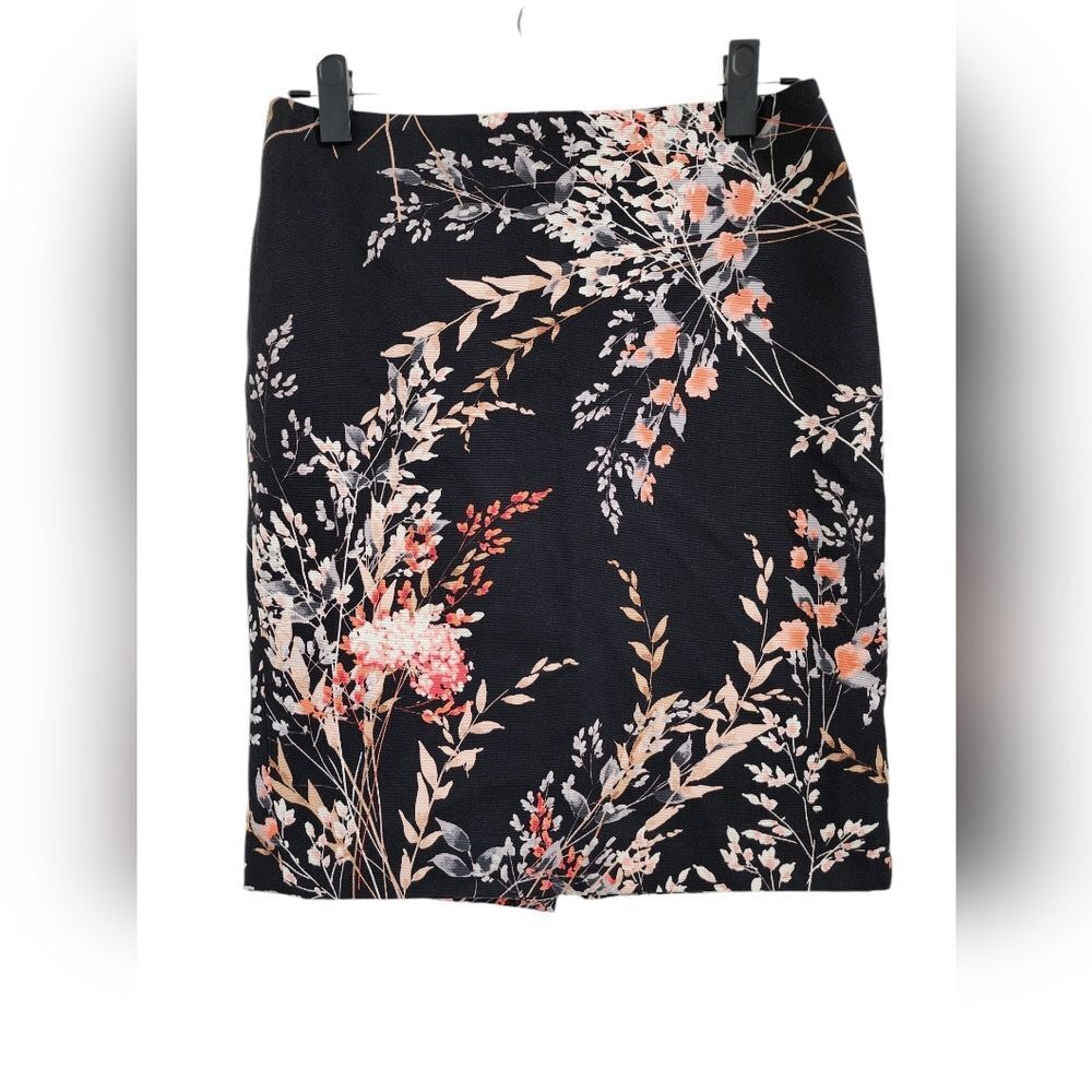 TALBOTS womens floral pencil skirt, knee length, size 4(petite), black/orange